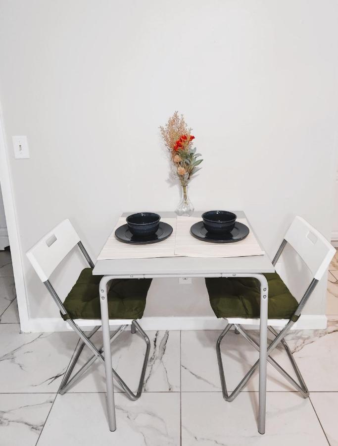 Adorable Mini Suite In Tampa Exterior foto